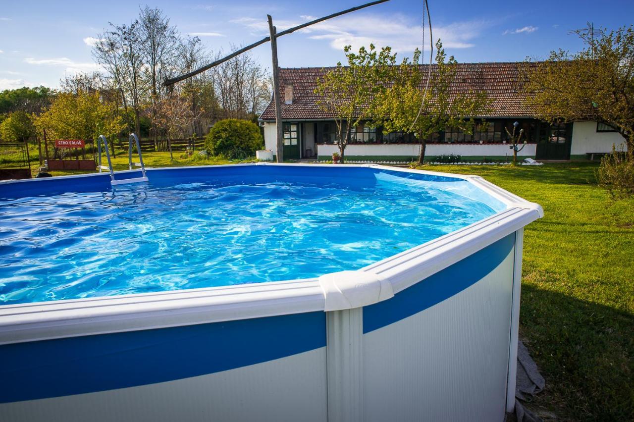 Etno Salas - Etno Ranch - Seosko Turisticko Domacinstvo Villa Palić Dış mekan fotoğraf